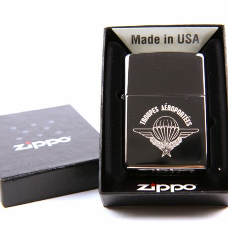 Zippo troupes aéroportées